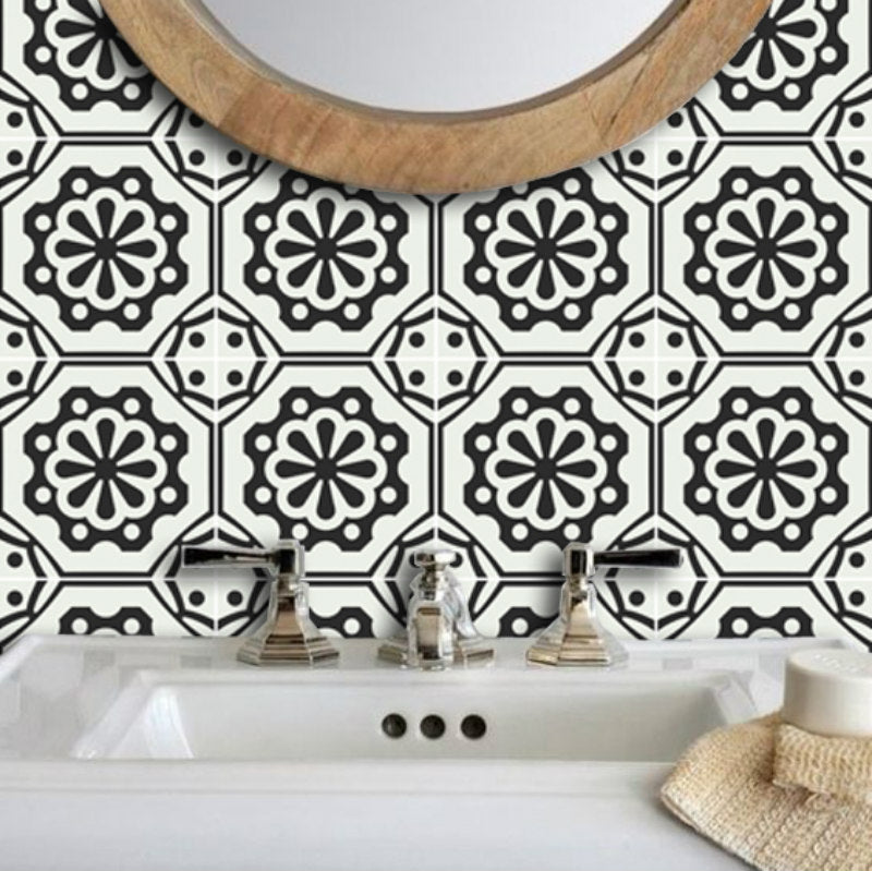 Testino Bathroom.JPG