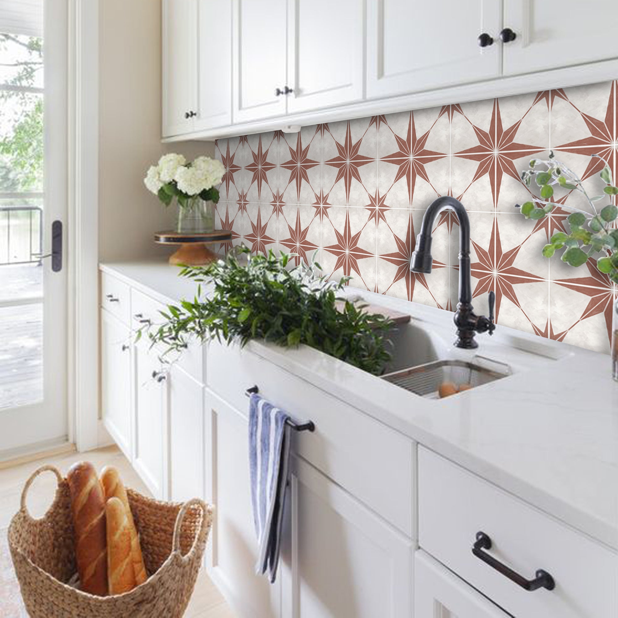 Astra in Tiera Vinyl Tile Sticker